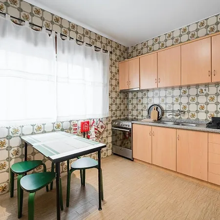A Casa Do Gi - 2 *